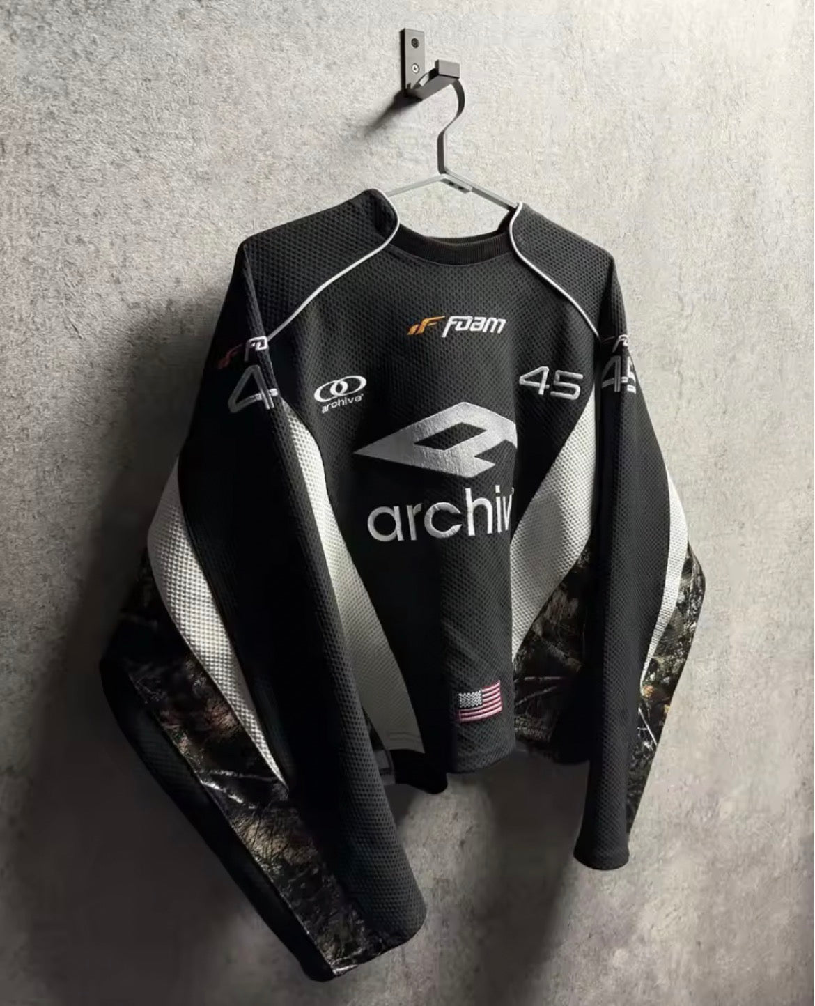 STRVN© “LST Archive” vintage jersey
