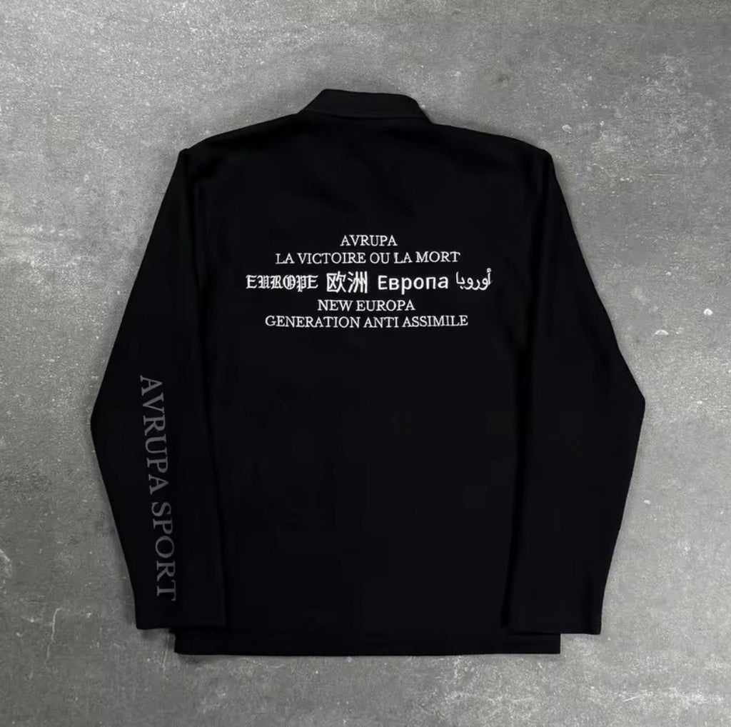 uerope graphic longsleeve
